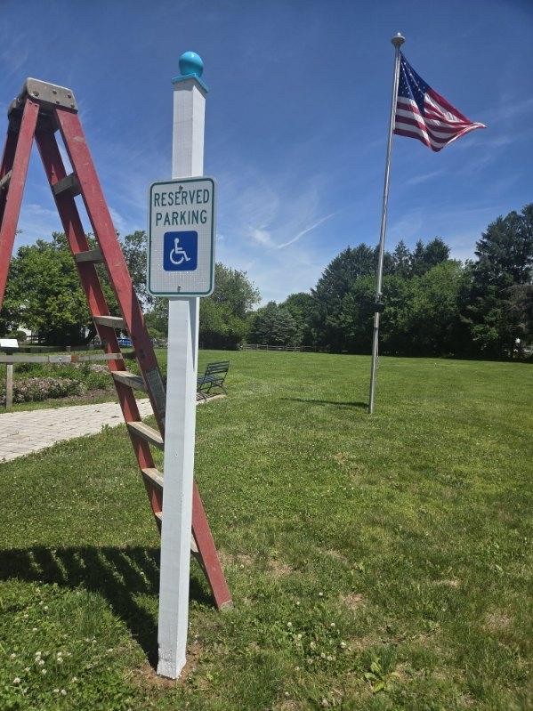 Handicap Post